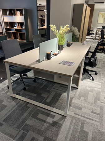 Office furniture (4)